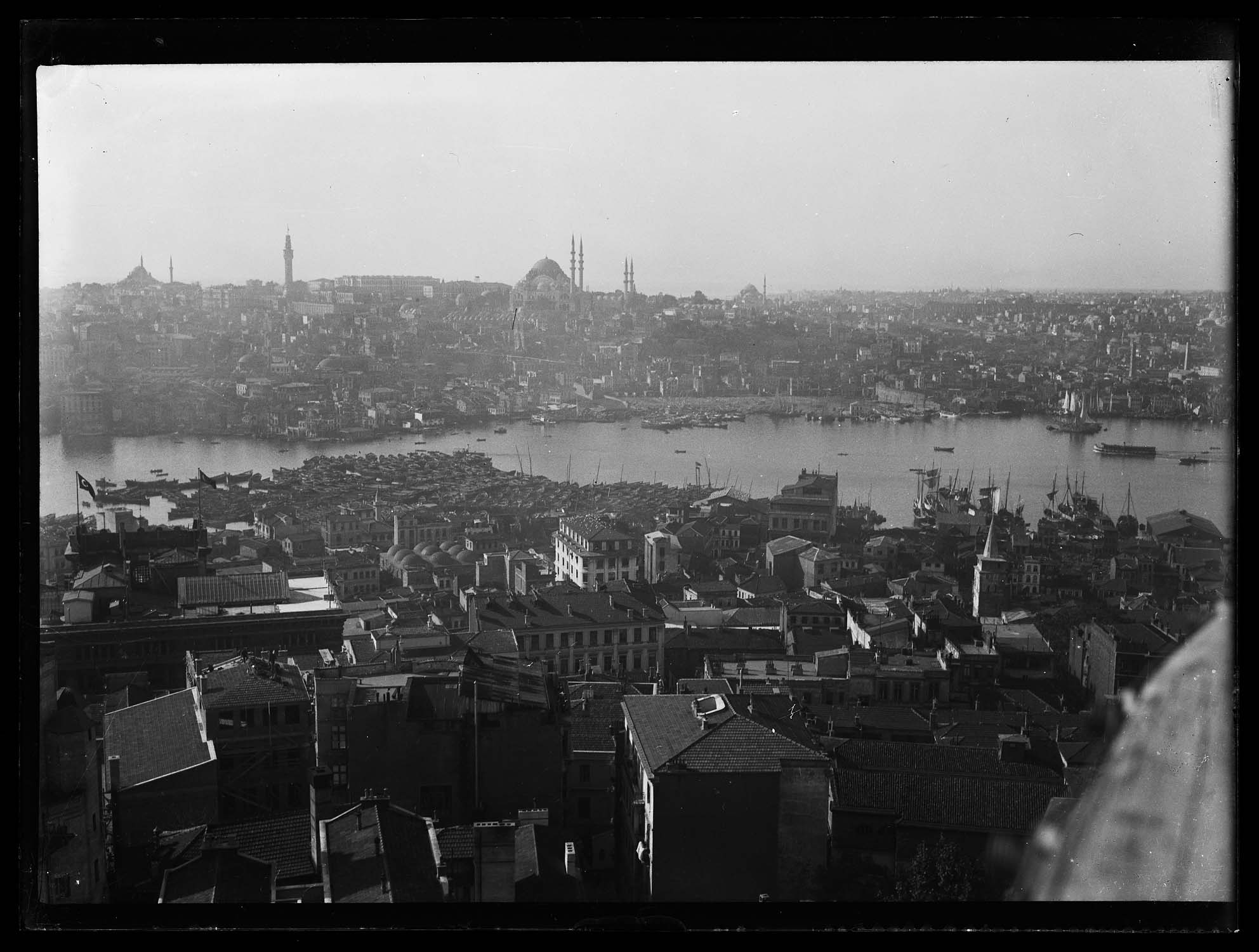 Vue d'ensemble depuis le sommet de la tour de Galata